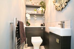 Photo 32- click for photo gallery